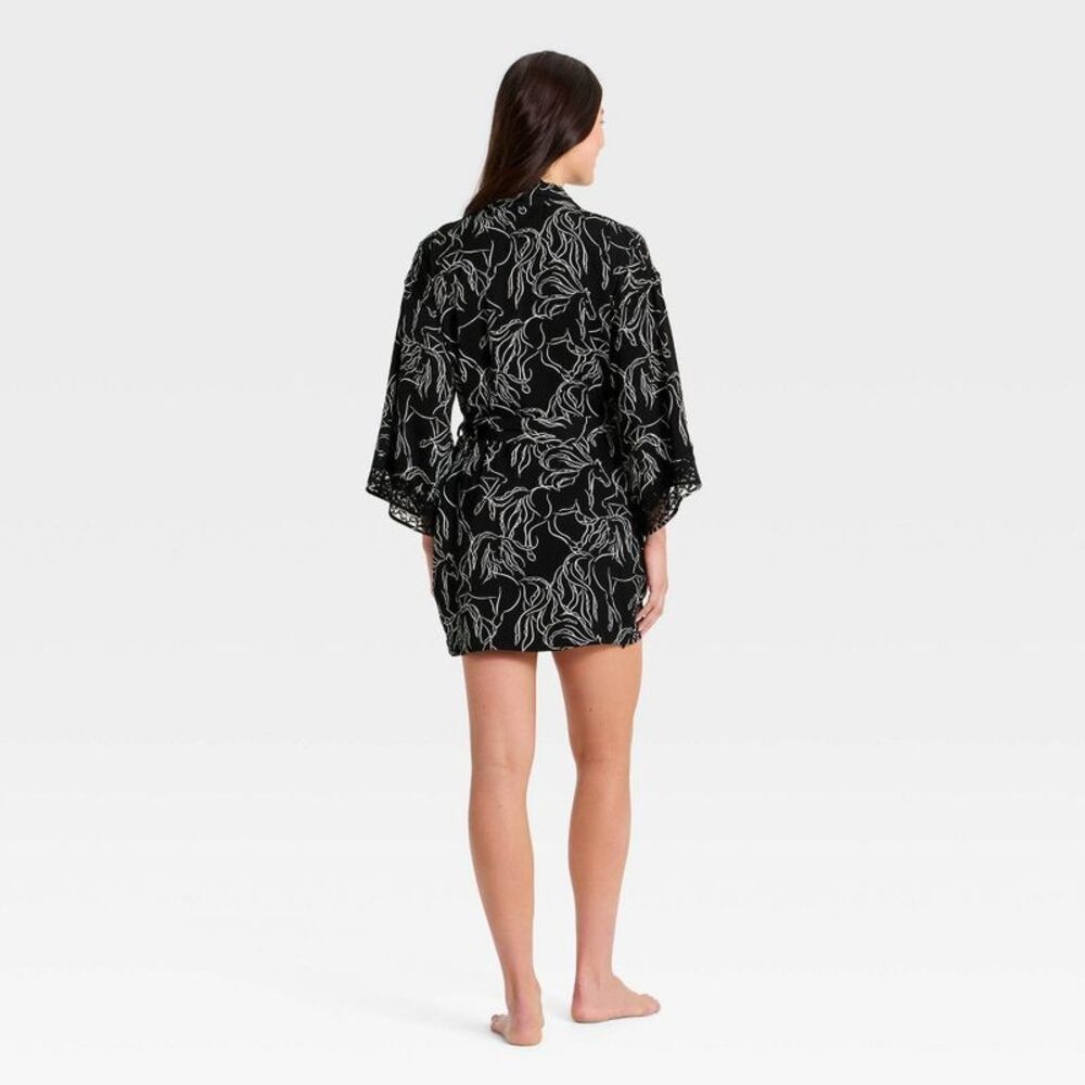 Women's Short Satin Robe - Auden Black XS/S - Picture 2 of 4